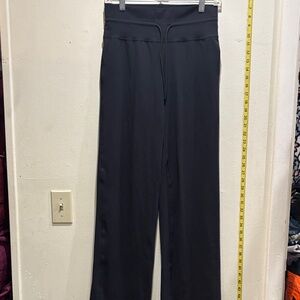 Vuori Women's Black Wide Leg Pants